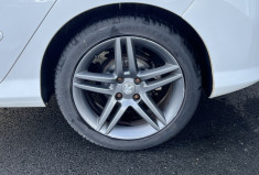 Peugeot 308 1.6 e-HDi 115cv SPORTIUM