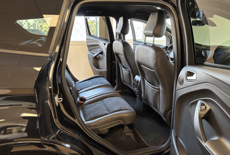 Ford Kuga Phase 2 1.5 ECOBOOST FLEXFUEL 4x2 150 ST LINE / CONTRÔLE TECHNIQUE VIERGE 