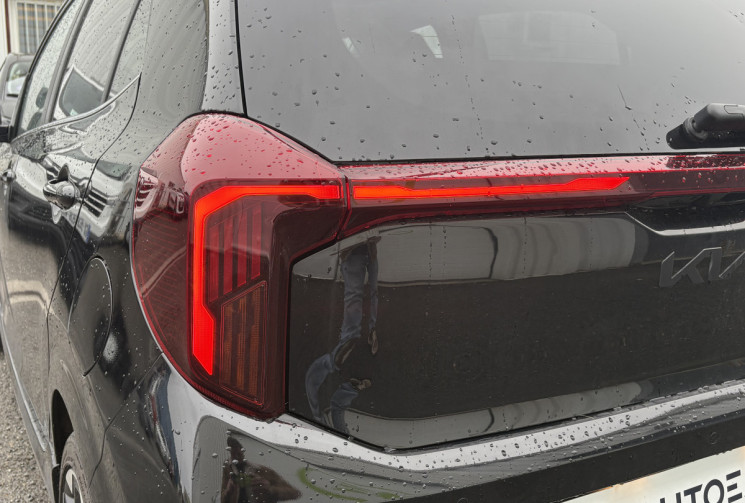 Kia Picanto GT LINE 1.0 DPI 63cv * Toit Ouvrant * Sièges Volant Chauffant * Cuir * Caméra * Carplay