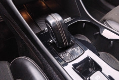 Volvo XC40 D4 AWD 190ch R-Design Geartronic 8 - HK -Caméra 360 -Toit Ouvrant