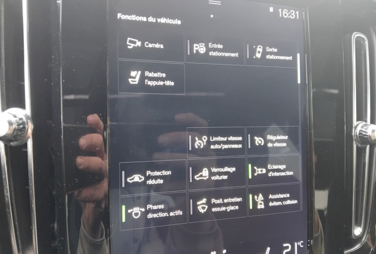 Volvo XC40 D4 AWD 190ch R-Design Geartronic 8 - HK -Caméra 360 -Toit Ouvrant