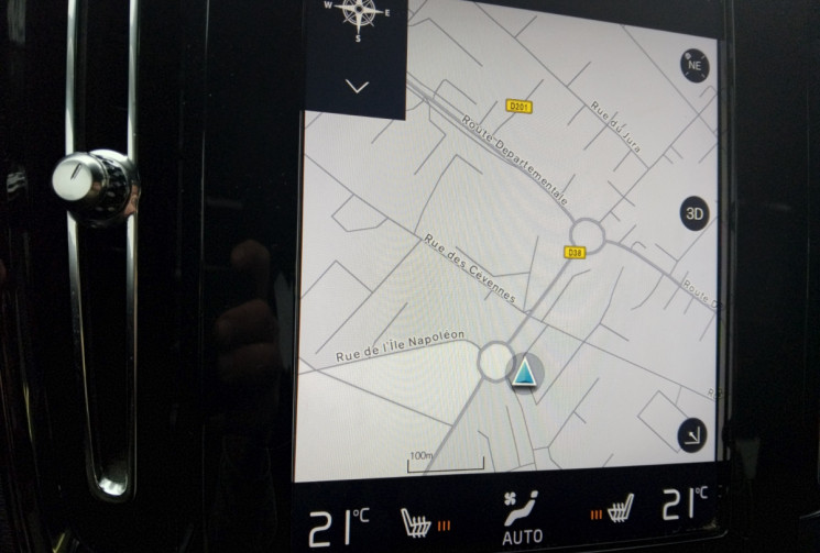 Volvo XC40 D4 AWD 190ch R-Design Geartronic 8 - HK -Caméra 360 -Toit Ouvrant