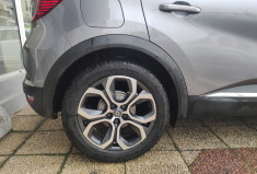 Renault Captur II 1.3 TCe  Mild Hybrid EDC7 140 cv / INTENS