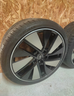 Audi e-tron GT RS e-tron GT 598 ch S Extended quattro - 4 jantes neuves 