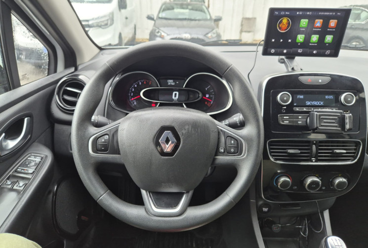 Renault Clio 0.9 TCE ENERGY 75CV * PREMIERE MAIN * CARPLAY * CARNET RENAULT 