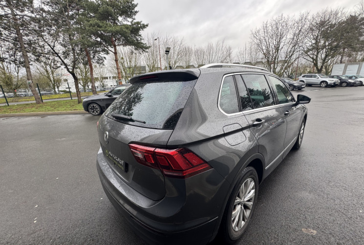 Volkswagen Tiguan  2.0 tdi 150 dsg7 4motion Carat Edition * Toit Ouvrant  / CarPlay