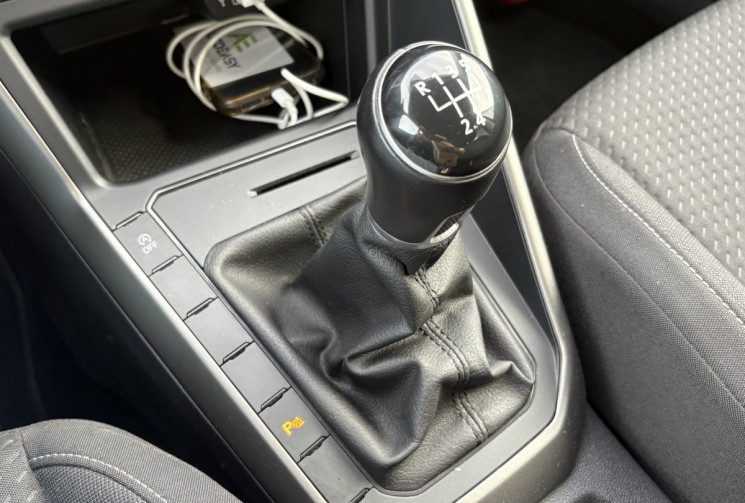 Volkswagen Polo VI 1.6 TDI 80ch Confortline Business * Carplay * Radar Av Ar