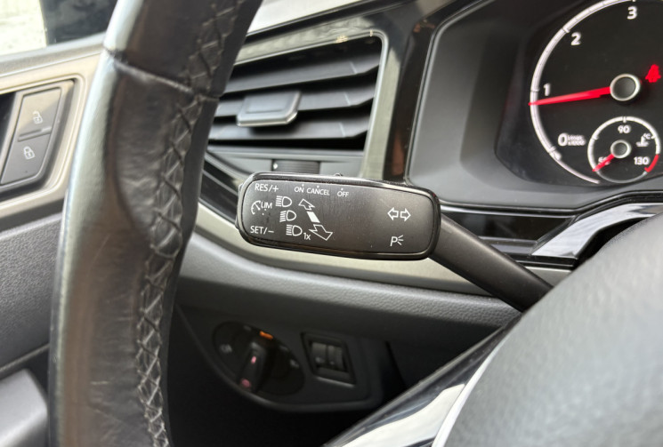 Volkswagen Polo VI 1.6 TDI 80ch Confortline Business * Carplay * Radar Av Ar