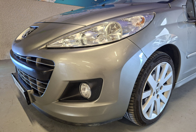 Peugeot 207 CC 1.6 TURBO 156 FELINE GARANTIE 12 MOIS