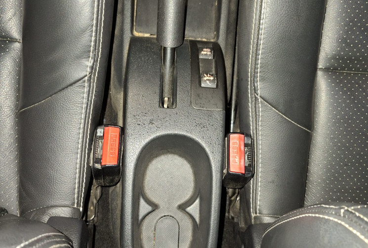 Peugeot 207 CC 1.6 TURBO 156 FELINE GARANTIE 12 MOIS