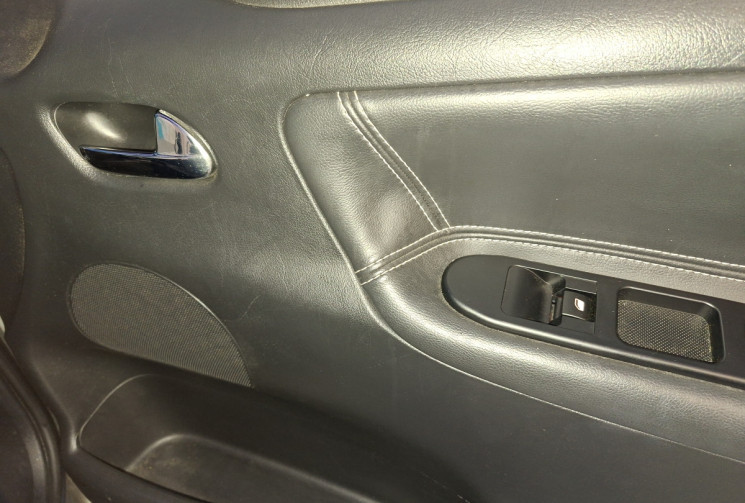 Peugeot 207 CC 1.6 TURBO 156 FELINE GARANTIE 12 MOIS