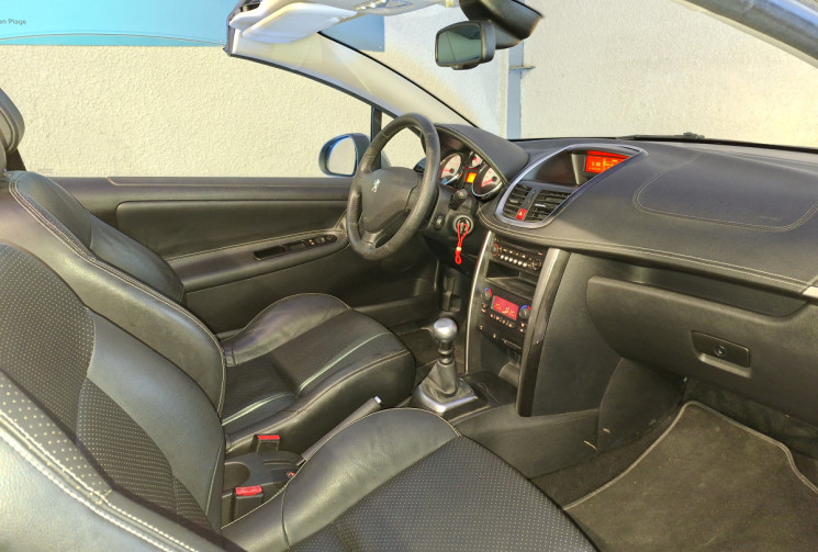 Peugeot 207 CC 1.6 TURBO 156 FELINE GARANTIE 12 MOIS