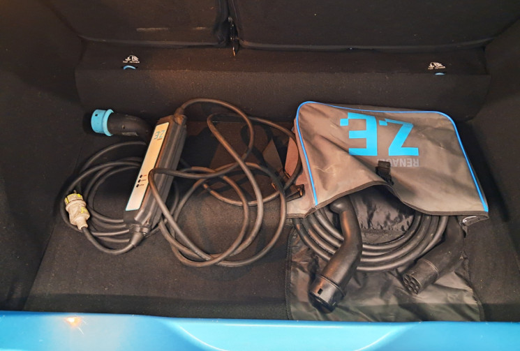 Renault ZOE Phase 2 INTENS  charge normale R110 - 52 kWh  LOCATION DE BATTERIE -  2EME MAIN  