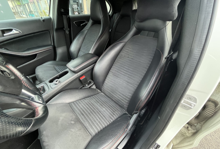 Mercedes Classe A 180 Turbo 1.6 i Turbo BlueEFFICIENCY S&S 122 cv