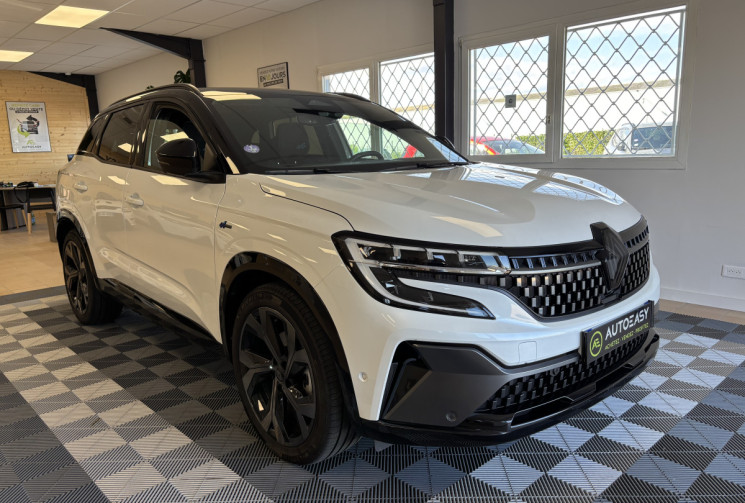 Renault Austral E-TECH 1.2 DIG-T 200 HYBRID ICONIC ESPRIT ALPINE / TOIT OUVRANT /PAR-BRISE CHAUFFANT