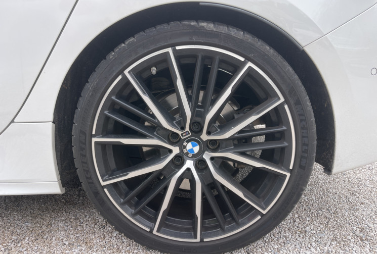 BMW Série 1 120dA XDRIVE 190 Ch M Sport 