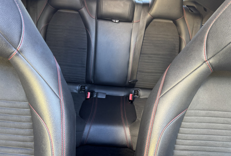 Mercedes CLA amg 220 2.2 cdi 177 cv origine France / CAMERA / TOIT OUVRANT / SIEGES ELECTRIQUE / GPS