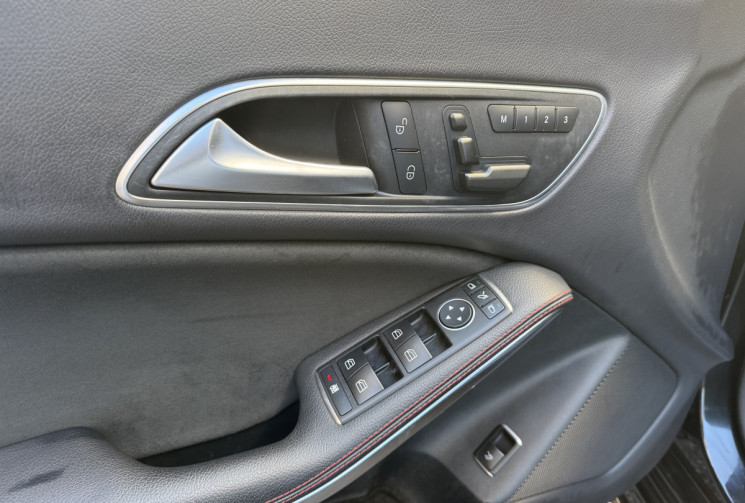 Mercedes CLA amg 220 2.2 cdi 177 cv origine France / CAMERA / TOIT OUVRANT / SIEGES ELECTRIQUE / GPS