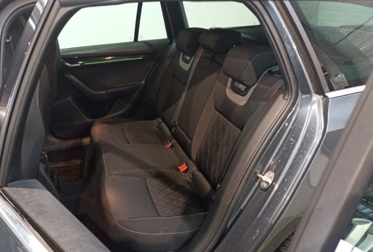 Skoda Octavia Combi 2.0 TDI 184 ch SCR RS DSG7 / entretien à jour