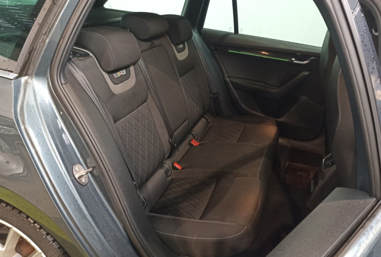 Skoda Octavia Combi 2.0 TDI 184 ch SCR RS DSG7 / entretien à jour