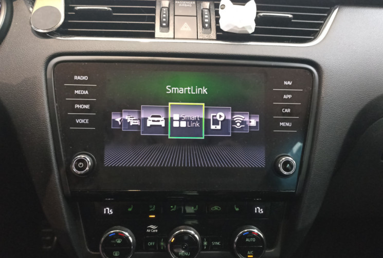 Skoda Octavia Combi 2.0 TDI 184 ch SCR RS DSG7 / entretien à jour