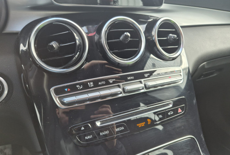 Mercedes GLC 250 2.0 i 16V 4MATIC  9G-Tronic 211 CV BOITE AUTO