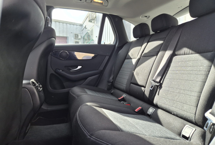 Mercedes GLC 250 2.0 i 16V 4MATIC  9G-Tronic 211 CV BOITE AUTO