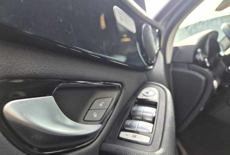 Mercedes GLC 250 2.0 i 16V 4MATIC  9G-Tronic 211 CV BOITE AUTO