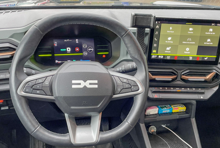 Dacia Duster 1.6 Hybrid 141cv HEV BVA CAM 360  ANGLE MORT SIEGES VOLANT CHAUFFANTS PNEUS 4 S