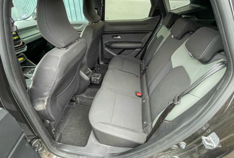 Dacia Duster 1.6 Hybrid 141cv HEV BVA EXTREME CAM 360  ANGLE MORT SIEGES VOLANT CHAUFFANTS PNEUS 4 S