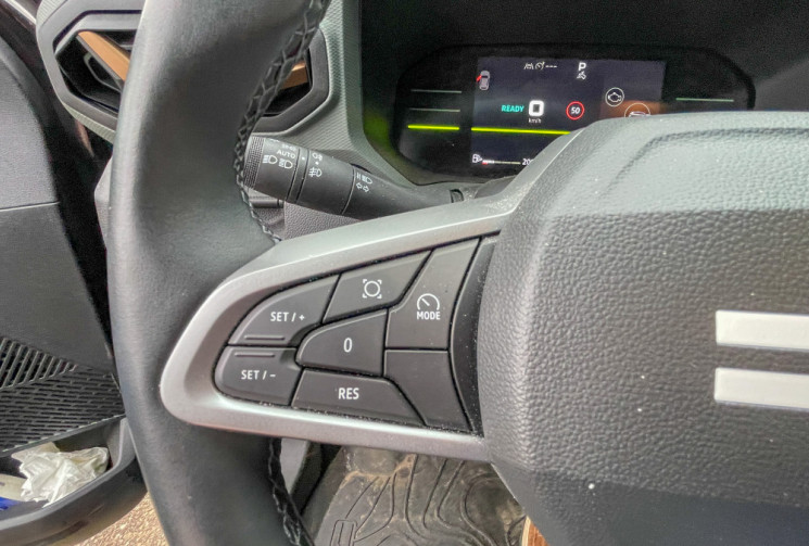 Dacia Duster 1.6 Hybrid 141cv HEV BVA EXTREME CAM 360  ANGLE MORT SIEGES VOLANT CHAUFFANTS PNEUS 4 S