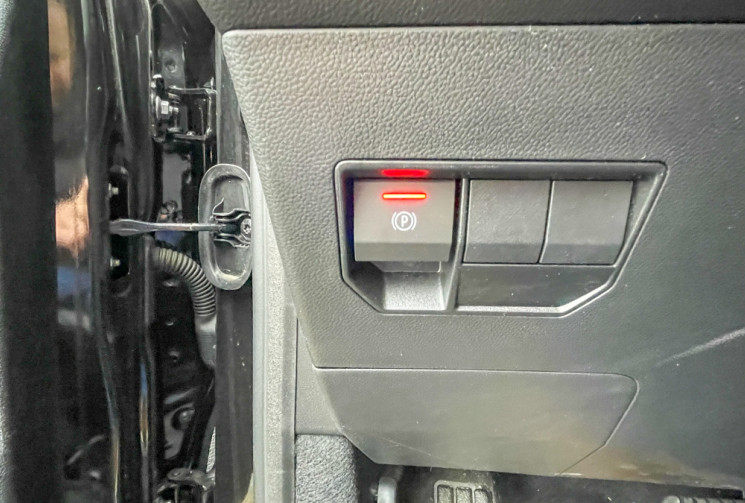 Dacia Duster 1.6 Hybrid 141cv HEV BVA CAM 360  ANGLE MORT SIEGES VOLANT CHAUFFANTS PNEUS 4 S