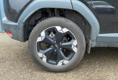 Dacia Duster 1.6 Hybrid 141cv HEV BVA EXTREME CAM 360  ANGLE MORT SIEGES VOLANT CHAUFFANTS PNEUS 4 S