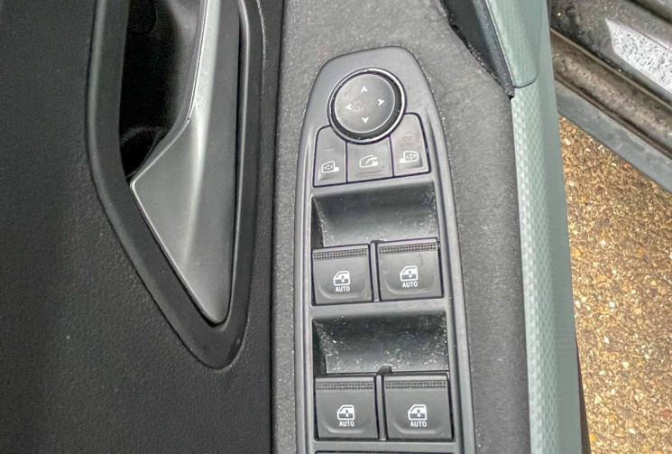 Dacia Duster 1.6 Hybrid 141cv HEV BVA EXTREME CAM 360  ANGLE MORT SIEGES VOLANT CHAUFFANTS PNEUS 4 S