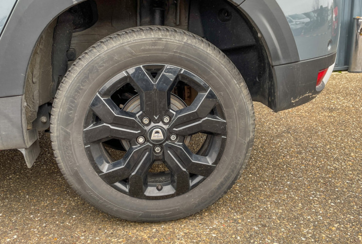 Dacia Duster EXTREME Phase 2 ECO-G 1.0 TCe GPL 100cv CAM 360 ANGLE MORT ATTELAGE KEYLESS PNEUS 4 S