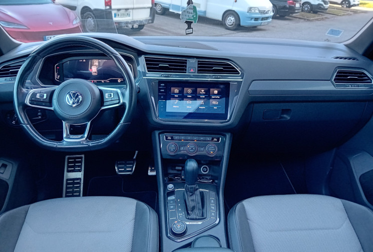 Volkswagen Tiguan 2.0 TDI 190 DSG7 4Motion Black R-Line -Toit ouvrant-Camera-Entretien VW complet