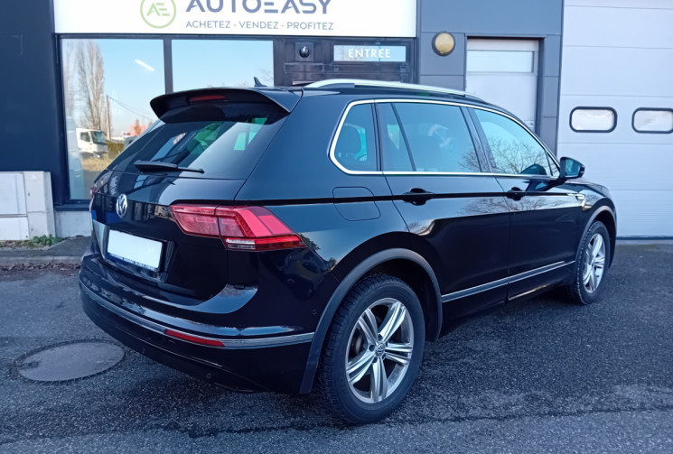 Volkswagen Tiguan 2.0 TDI 190 DSG7 4Motion Black R-Line -Toit ouvrant-Camera-Entretien VW complet