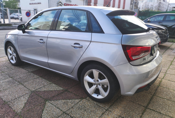 Audi A1 SPORTBACK I Phase 2 1.0 TFSI 12V S-Tronic7 95 cv Boîte auto