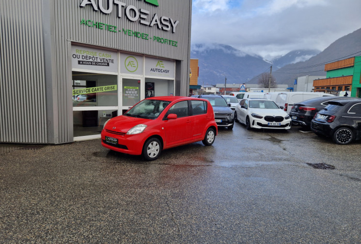 Daihatsu Sirion II 1.3 i 69 cv 4 ROUES MOTRICES