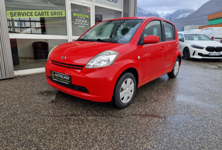 Daihatsu Sirion II 1.3 i 69 cv 4 ROUES MOTRICES