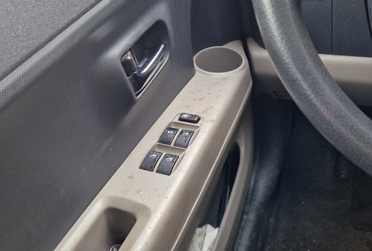 Daihatsu Sirion II 1.3 i 69 cv 4 ROUES MOTRICES