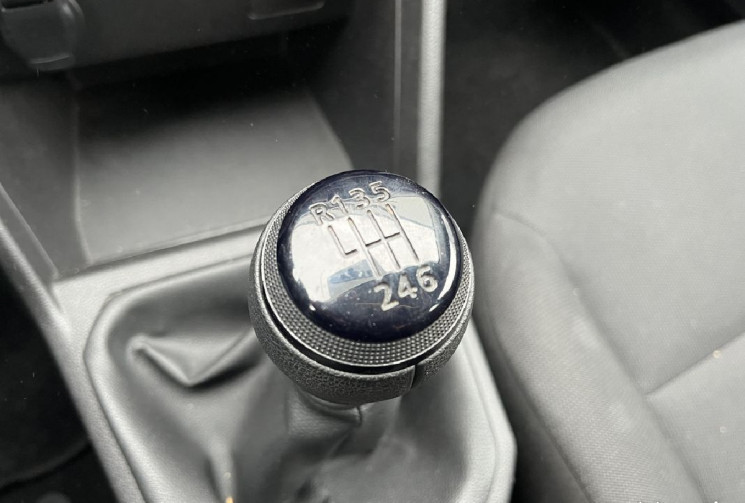 Dacia Sandero ECO-G 100 BVM6 Essentiel GPL 1ere main MOTEUR CHAINE DE DISTRIBUTION entretien Renault