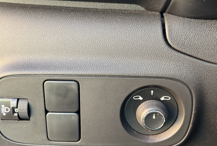 Citroën C3 1.2 PureTech110 SHINE EAT6