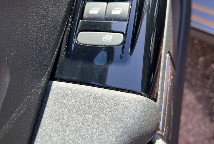 Citroën C3 1.2 PureTech110 SHINE EAT6