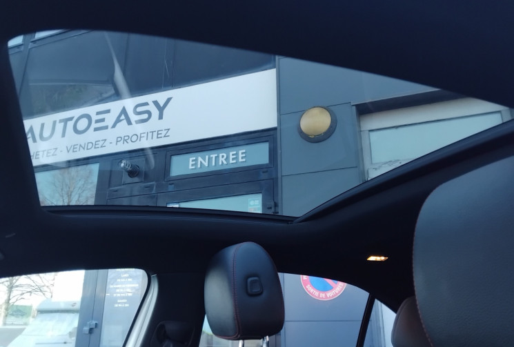 Mercedes CLASSE A BERLINE   200 AMG Line 8G-DCT – 150 ch – Toit ouvrant – Suivi mercedes