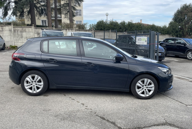 Peugeot 308 1.5 HDI / 130 CH 