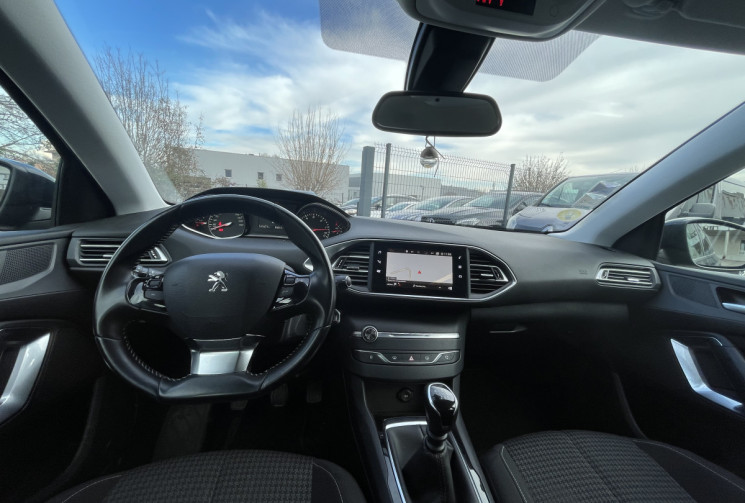 Peugeot 308 1.5 HDI / 130 CH 
