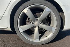 Audi A4  Phase 2 Avant Quattro S-LINE 3.0 TDi V6 S-Tronic7 245 cv Boîte auto