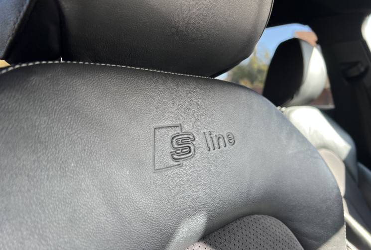 Audi A4  Phase 2 Avant Quattro S-LINE 3.0 TDi V6 S-Tronic7 245 cv Boîte auto