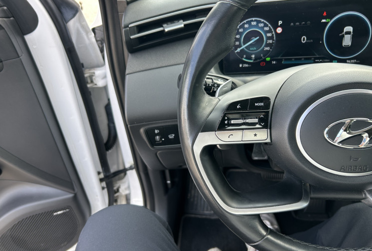 Hyundai Tucson IV 1.6 T-GDI 265 Ch HTRAC HYBRID EXECUTIVE BVA6 * TOIT OUVRANT * CARPLAY * FEUX LED 